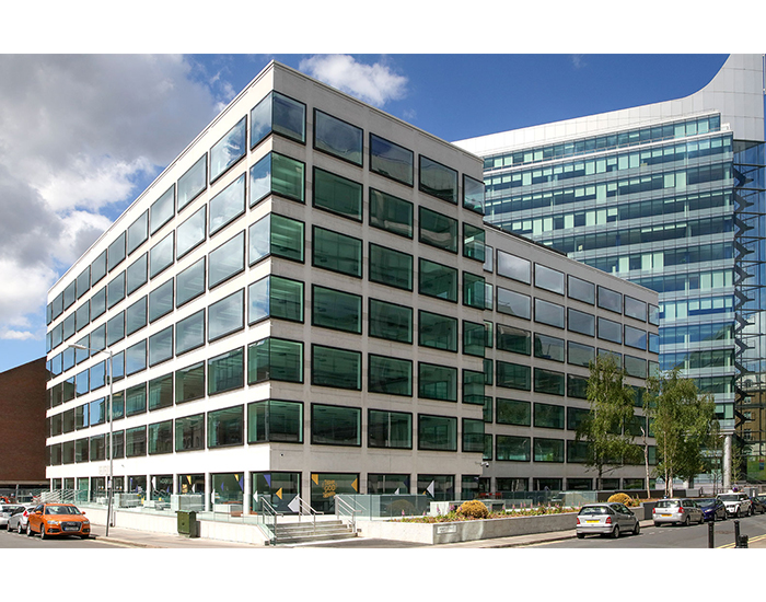 Rooftop Gardening Brings Together Occupiers